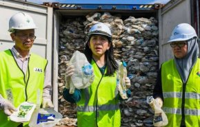 مالزی میلیون‌ها تن زباله‌ غربی‌ها را بر می‌گرداند