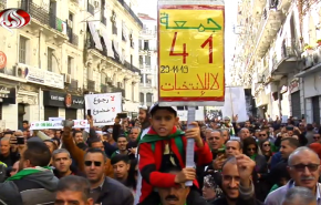 شاهد..الجزائريون يتظاهرون في الجمعة الـ41 على التوالي