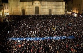 مظاهرات حاشدة في إيطاليا ضد اليمين المتطرف