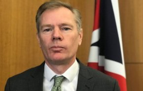 سفیر انگلیس: تا برجام برجاست، از تجارت با ایران حمایت می کنیم