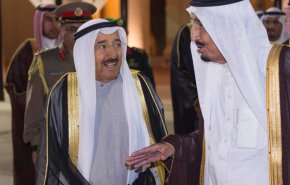 الملك السعودي يوجه دعوة لأمير الكويت
