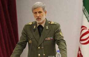 وزير الدفاع الايراني يرد على مزاعم نظيرته الفرنسية 