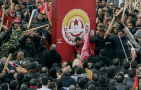 تونس... اتحاد الشغل يطالب بحكومة كفاءات