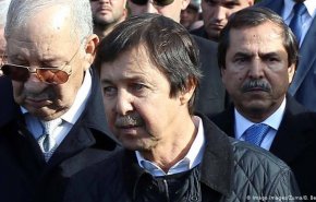 محكمة جزائرية تستدعي شقيق الرئيس السابق بوتفليقة