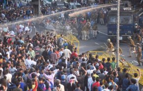 تظاهرات گسترده هندی ها در اعتراض به تصویب لایحه شهروندی