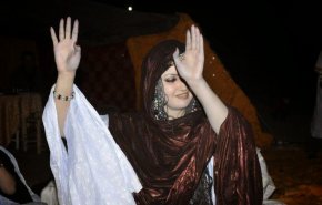 المرأة الموريتانية تحتفل بطلاقها والسبب؟
