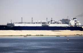 مصر... منع السفن من دخول موانئ في البحرين المتوسط والأحمر