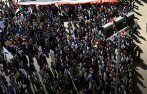 البرهان: هناك مخططات لا زالت تسعى لتقسيم السودان