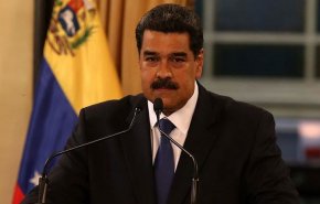مادورو: کلمبیا به دنبال از بین بردن سامانه دفاع هوایی ونزوئلا است/ خنثی سازی ۶۰ اقدام برای دزدیدن موشک ها و تجهیزات راهبردی امور دفاعی ونزوئلا