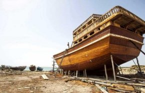 السفن الخشبية.. صناعة تراثية عريقة في ايران +فيديو