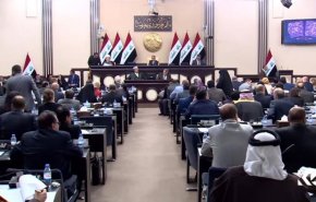 شاهد... برلمانيون عراقيون يهتفون داخل قبة البرلمان 