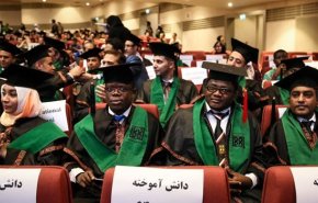40 الف طالب أجنبي يدرسون في الجامعات الايرانية