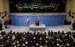 قائد الثورة : المهم الان هو انهاء التواجد الامريكي بالمنطقة 