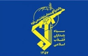 حرس الثورة يشيد بملحمة الشعبين الايراني والعراقي