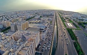 خیابان‌های مسقط پس از اعلام خبر فوت پادشاه عمان/ نیروهای ارتش و تانک‌ها به صورت آماده‌باش کامل + فیلم
