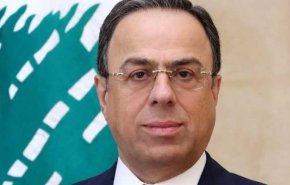 وزير الاقتصاد اللبناني يحذر محطات المحروقات من التلاعب