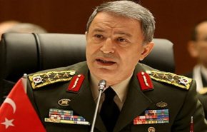 وزير الدفاع التركي: لم نتلق طلبا رسميا من العراق حول سحب القوات