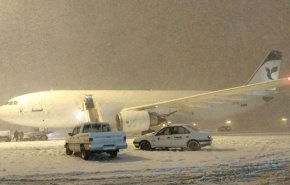 بارش برف و مه غلیظ/ برخی پروازهای فرودگاه امام خمینی (ره) به اصفهان تغییر مسیر دادند