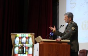 وزیر دفاع: ایران هر تهدیدی را با تسلیحات دفاعی کیفی پاسخ خواهد داد