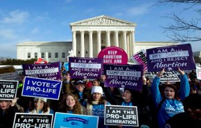 ترامب يسخّر مسيرة 'مناهضة للإجهاض' لجمع اصوات الناخبين!