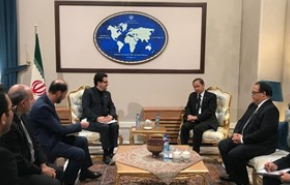 گفتگوی موسوی و همتای فیلیپینی در تهران
