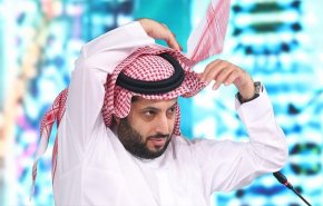 تركي آل الشيخ يتدخل بقوة في مباراة ناديين عربيين