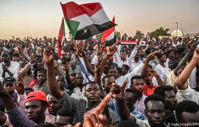 تظاهرات مردم سودان برای تحقق اهداف انقلاب 