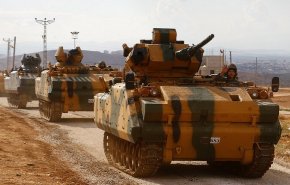 تركيا ترسل تعزيزات عسكرية جديدة إلى الحدود السورية