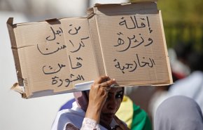 النظام السوداني يلتحق بصفقة ترامب!
