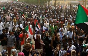 مردم سودان در اعتراض به دیدار «البرهان» با نتانیاهو تجمع کردند