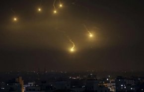 بالفيديو: لحظة تصدي الدفاعات الجوية السورية للصواريخ الاسرائيلية 