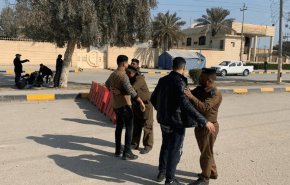بالصور.. القوات الأمنية تعاود تأمين ساحة الصدرين بالنجف
