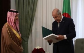 وزیر خارجه عربستان با رئیس جمهور الجزائر دیدار و گفت‌وگو کرد