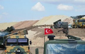 شاهد بالفيديو.. قافلة دبابات تركية تدخل إدلب وسط إجراءات أمنية مكثفة