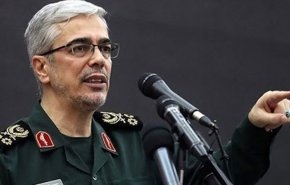 سرلشکرباقری: قدرت دفاعی ایران در حدی است که کسی جرات تجاوز به کشور را ندارد
