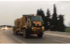 تركيا تحشد راجمات صواريخ على الحدود مع سوريا