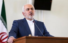 ظریف: ترامپ، آمریکا را تا آستانه جنگ با ایران پیش بُرد