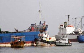 ليبيا..إخلاء سفن من ميناء طرابلس بعد الهجوم على المدمرة التركية