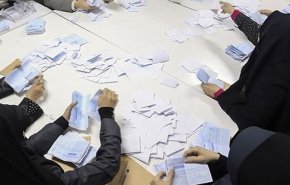 ايران تبدأ عمليات فرز اصوات مقترعي الانتخابات