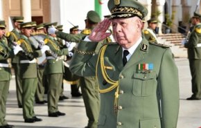 رئيس أركان الجيش الجزائري يزور الإمارات