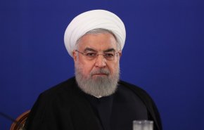 الرئيس روحاني يصدر تعليماته بشأن السيطرة على كورونا

