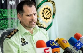 شرطة الهجرة فی ایران: نفحص جميع الأجانب عند منافذ البلاد
