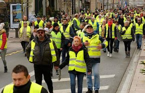 کرونا هم مانع ادامه اعتراضات جلیقه زردهای فرانسه نشد + فیلم