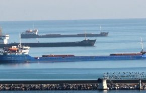 توقیف 14 کشتی نفتی یمنی توسط ائتلاف سعودی
