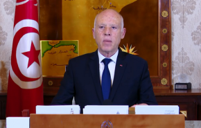 الرئيس التونسي يعلن حظر التجوال في البلاد
