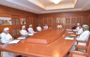سلطنة عمان تتخذ قرارات جديدة لمكافحة انتشار كورونا