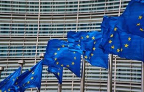 اتحادیه اروپا برای اولین بار قوانین بودجه را به حالت تعلیق درآورد/ طرح ۳۰۰ میلیارد یورویی فرانسه در مقابله با شیوع کرونا