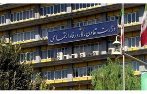 وزارة العمل الإيرانية توافق علی تمديد تصاريح عمل الوافدين الأجانب