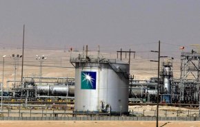 وول ستريت: السعودية تزيد إنتاجها النفطي ولا مشترين