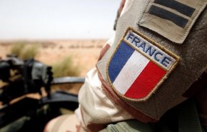 القوات العراقية تتسلم مقرا لفرنسيين في بغداد